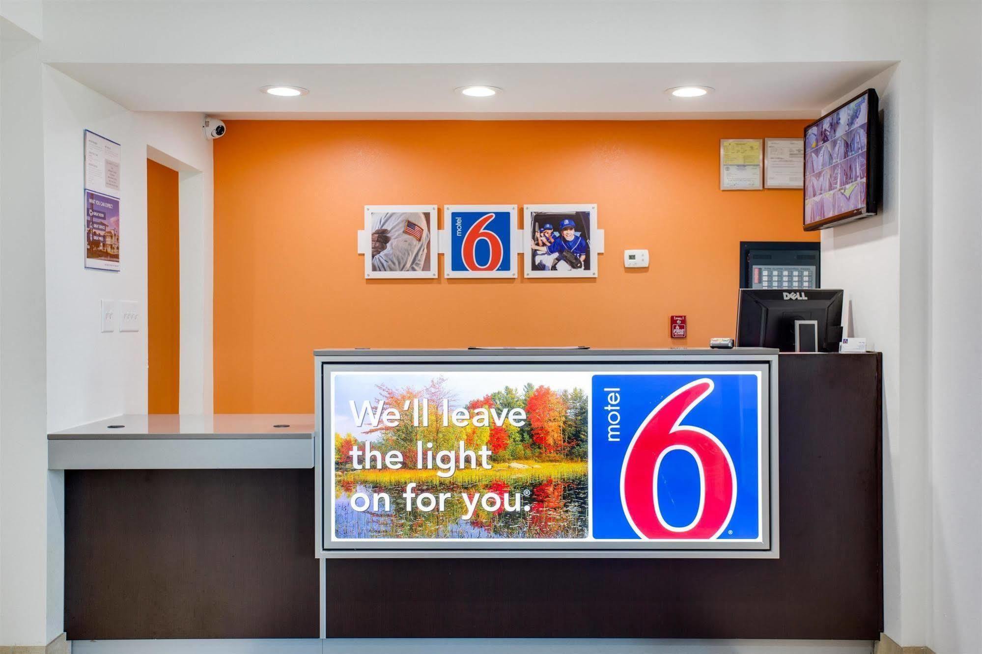 Motel 6-White House, Tn Екстер'єр фото